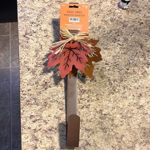 Fall wreath hanger
